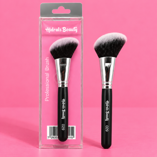 Brocha profesional para contorno y productos en crema Alma Beauty