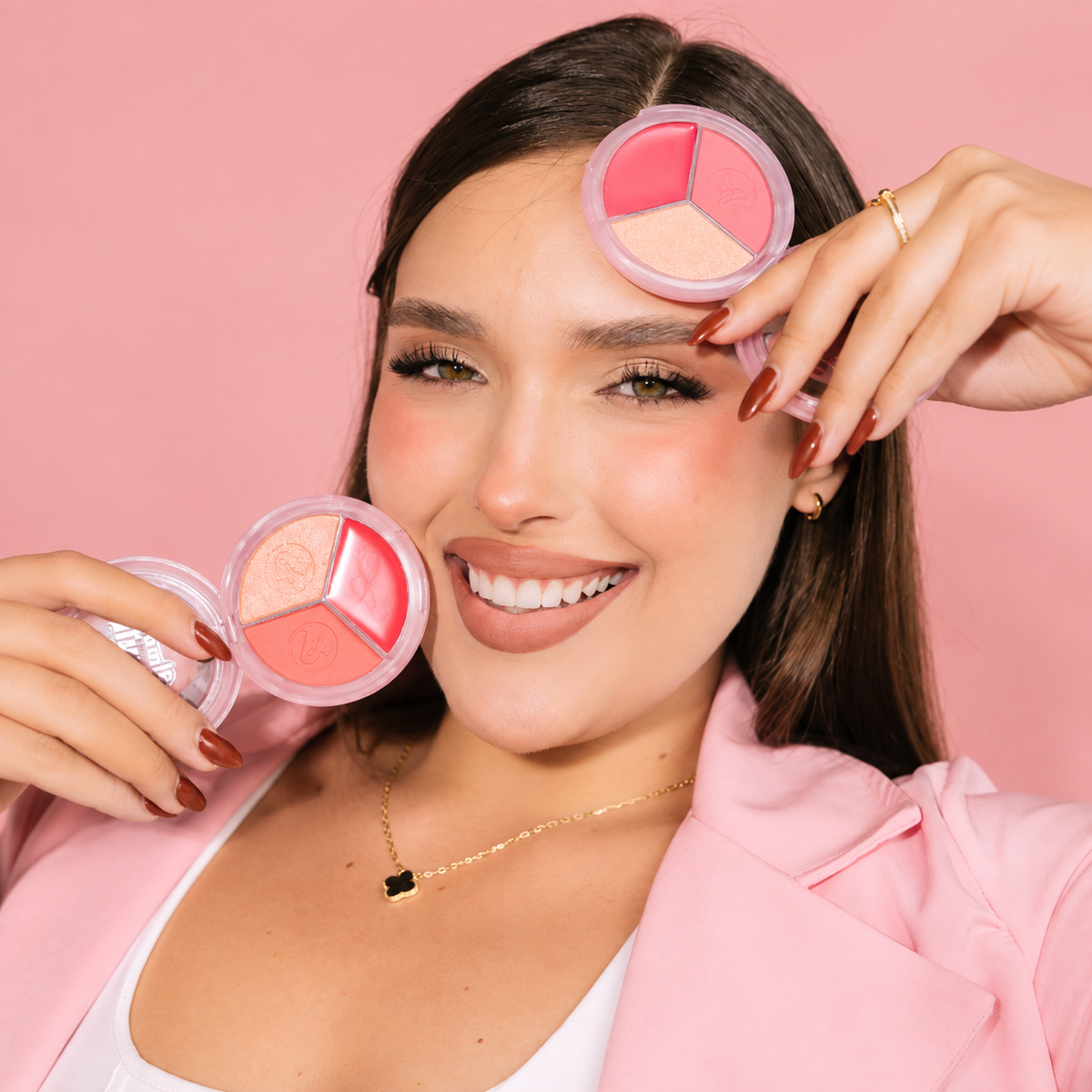 Trio de rubores + iluminador alma beauty